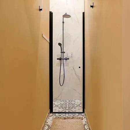Quite Centre, Area, 1br *