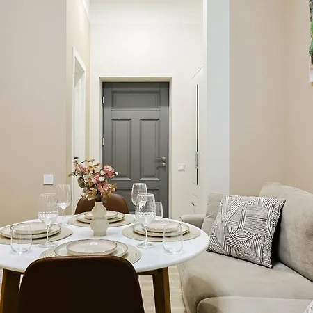 Quite Centre, Area, 1br Appartement *